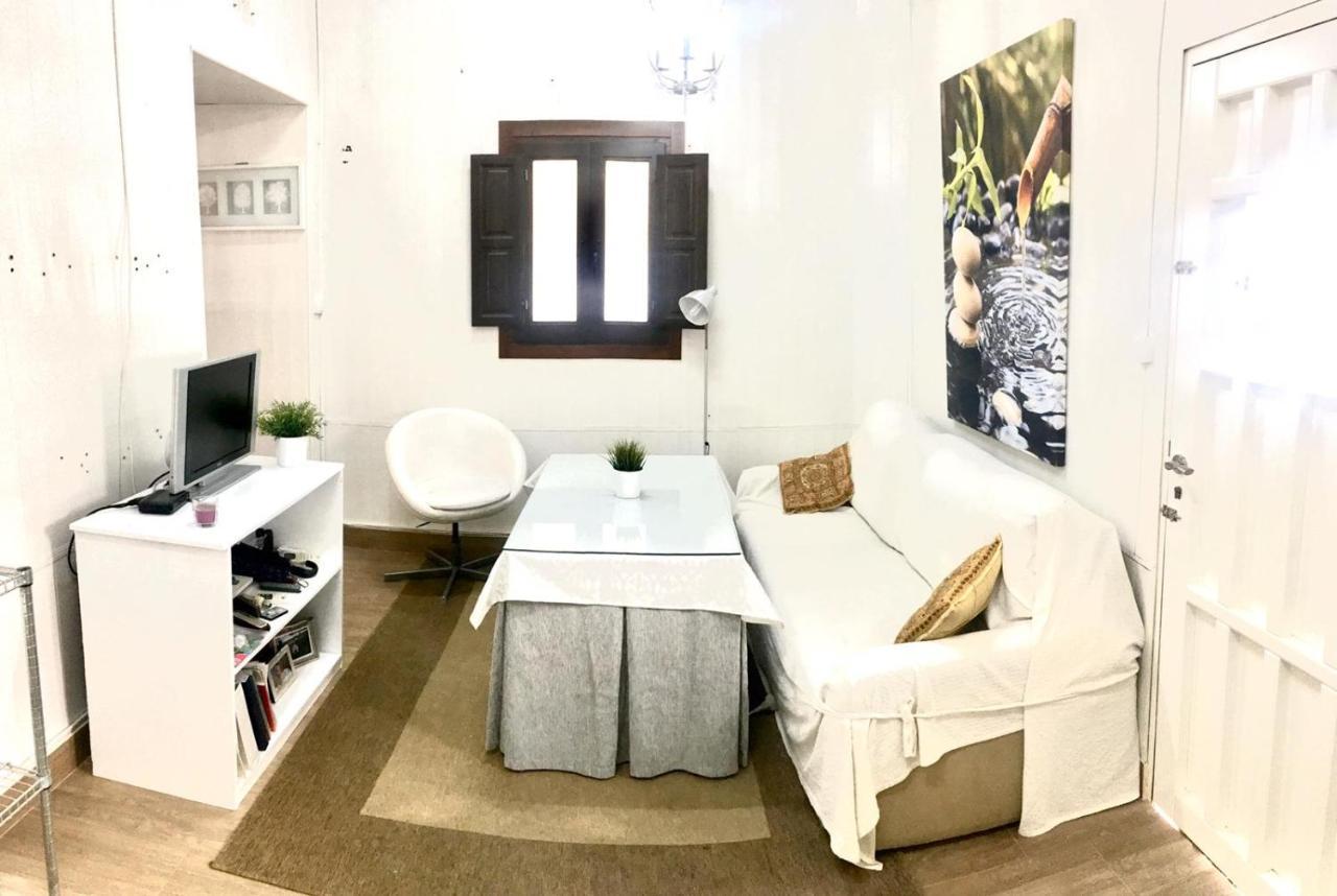 Center Apartment Lebrija Bagian luar foto